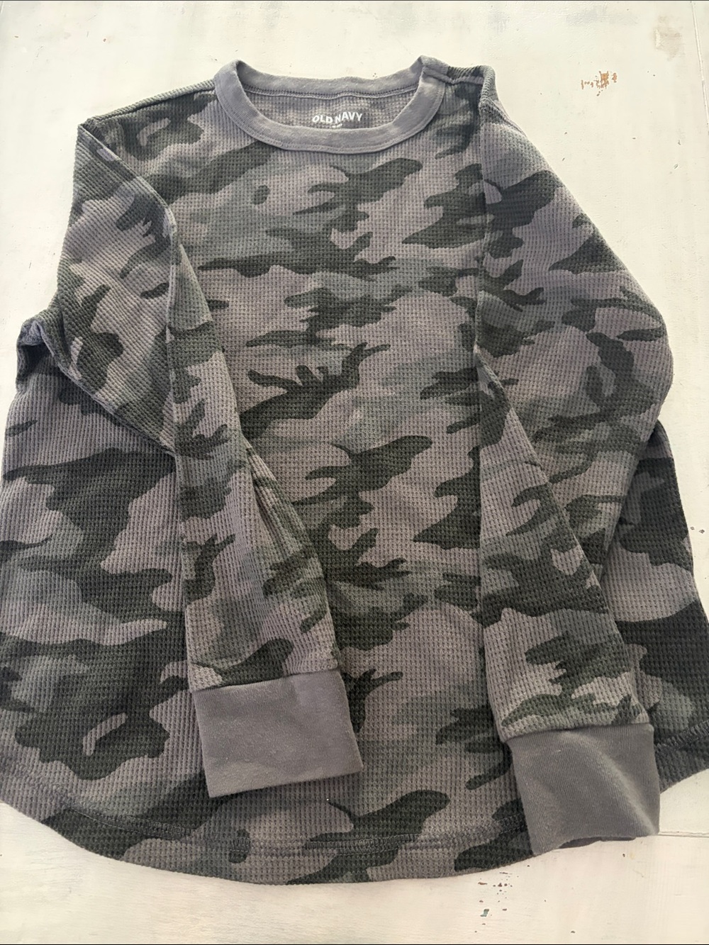 Old Navy Boy’s Gray Camo Thermal Sweater